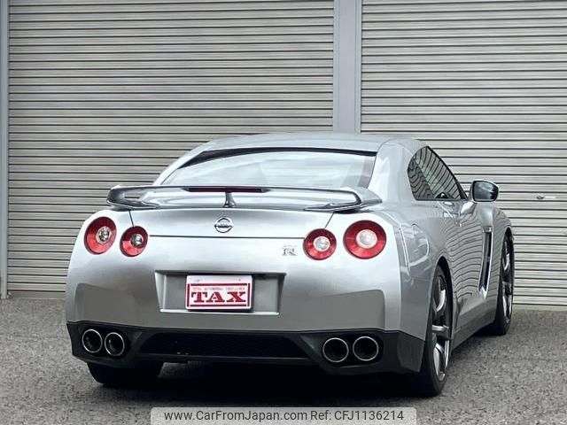 nissan gt-r 2008 quick_quick_CBA-R35_R35-002168 image 2