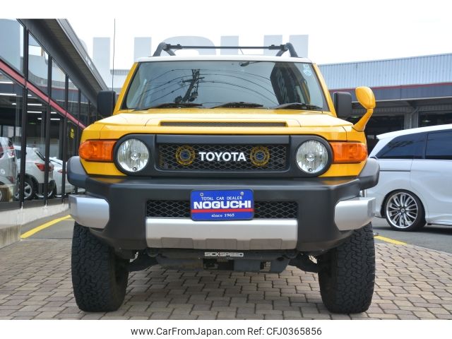 toyota fj-cruiser 2011 -TOYOTA--FJ Curiser CBA-GSJ15Wｶｲ--GSJ15-0111321---TOYOTA--FJ Curiser CBA-GSJ15Wｶｲ--GSJ15-0111321- image 2