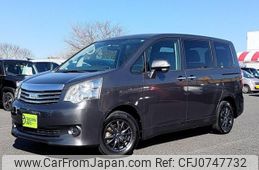 toyota noah 2013 -TOYOTA--Noah ZRR70G--0592305---TOYOTA--Noah ZRR70G--0592305-