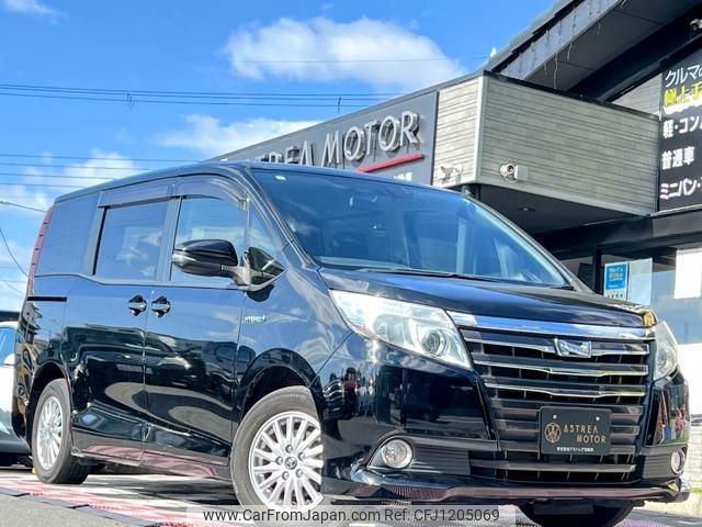 toyota noah 2015 quick_quick_DAA-ZWR80G_ZWR80-0081368 image 1