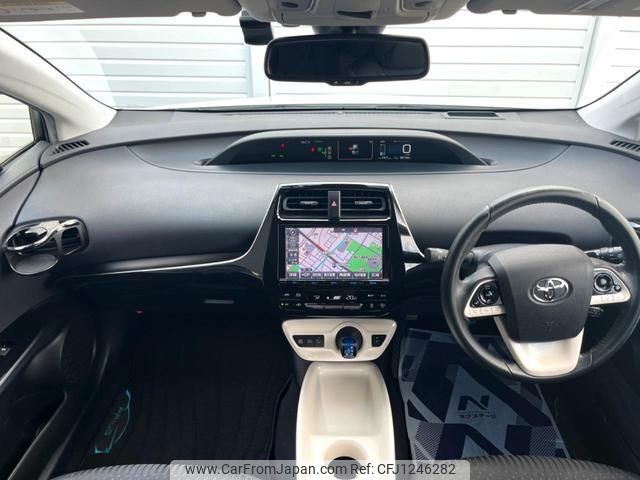 toyota prius 2016 quick_quick_ZVW51_ZVW51-6028399 image 2