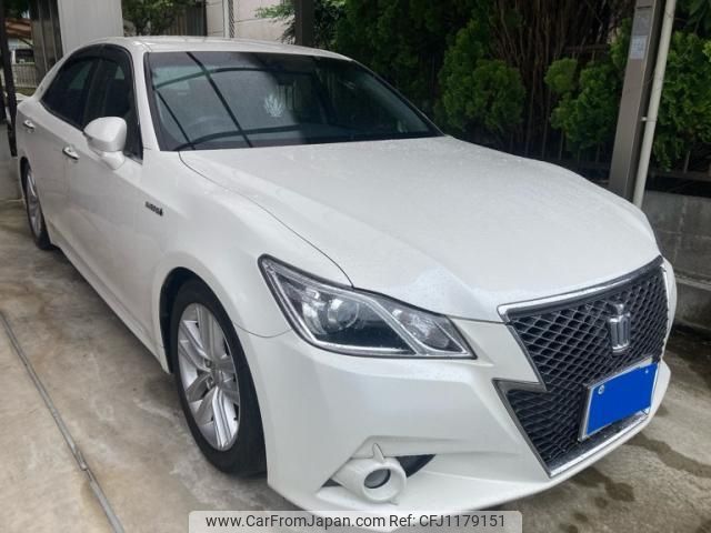 toyota crown 2013 -TOYOTA--Crown DAA-AWS210--AWS210-6033833---TOYOTA--Crown DAA-AWS210--AWS210-6033833- image 1