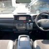toyota hiace-van 2017 quick_quick_LDF-KDH206V_KDH206-8115112 image 2