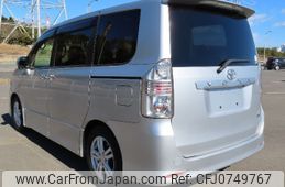 toyota voxy 2010 NIKYO_XZ23809