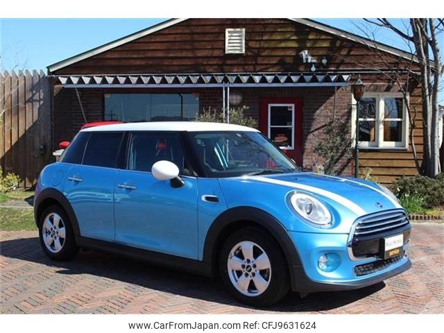 mini mini-others 2017 CFJ9631624 image 1