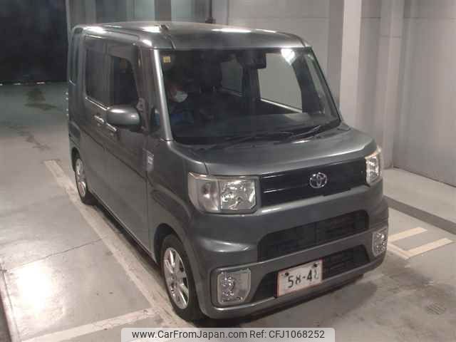 toyota pixis-mega 2018 -TOYOTA--Pixis Mega LA700A-0018597---TOYOTA--Pixis Mega LA700A-0018597- image 1