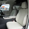 lexus lexus-lm 2024 CFJ1791453 image 11