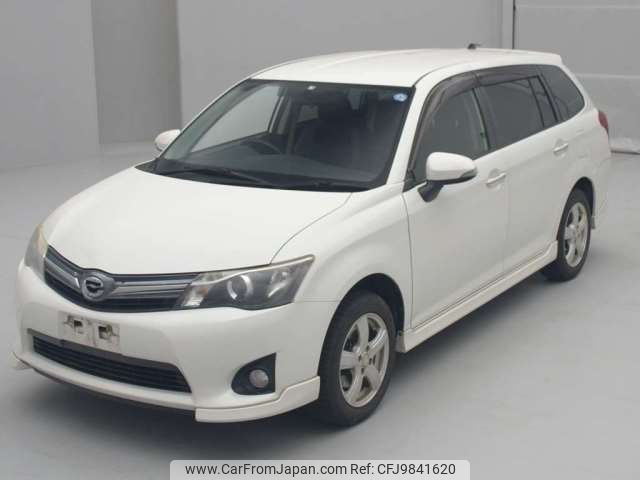 toyota corolla-fielder 2013 -TOYOTA--Corolla Fielder DBA-NZE164G--NZE164-7014270---TOYOTA--Corolla Fielder DBA-NZE164G--NZE164-7014270- image 1