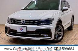 volkswagen tiguan 2018 CFJ1599684