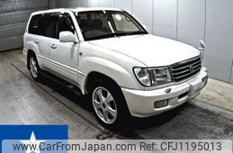 toyota land-cruiser-wagon 2002 -TOYOTA 【愛媛 331も0.18】--Land Cruiser Wagon UZJ100W--UZJ100-0136745---TOYOTA 【愛媛 331も0.18】--Land Cruiser Wagon UZJ100W--UZJ100-0136745-
