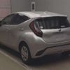 toyota aqua 2022 -TOYOTA--AQUA 6AA-MXPK11--MXPK11-2047555---TOYOTA--AQUA 6AA-MXPK11--MXPK11-2047555- image 6
