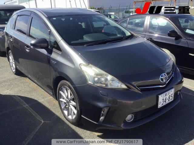 toyota prius-α 2012 CFJ1790617 image 1