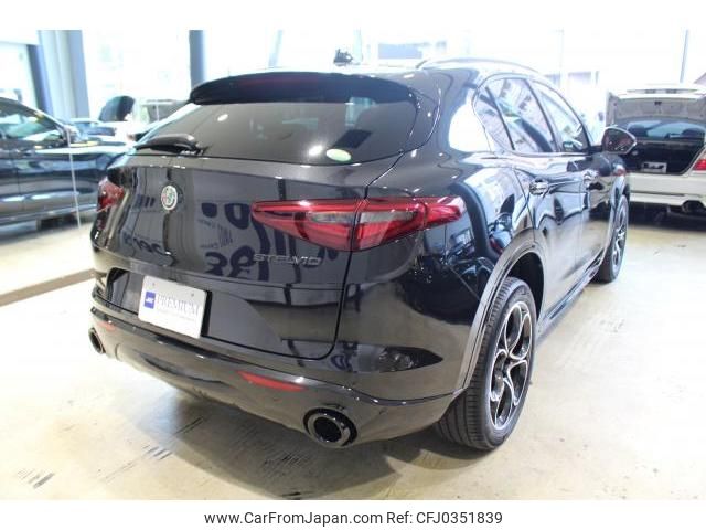 alfa-romeo stelvio 2021 quick_quick_3DA-94922_M7D21846 image 2