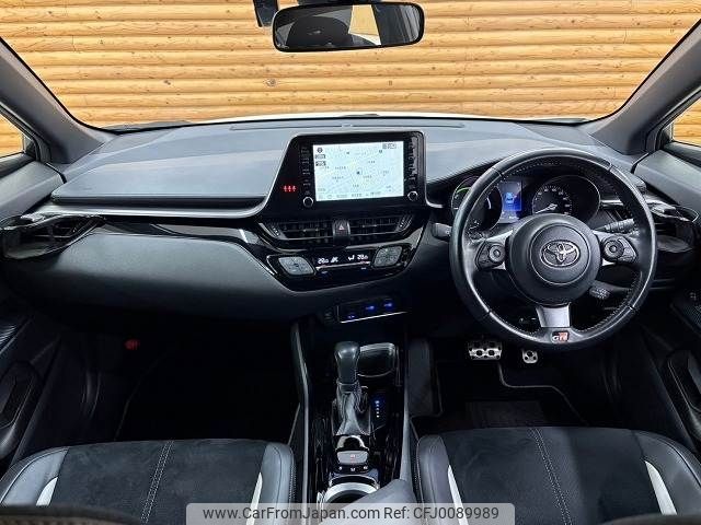 toyota c-hr 2019 -TOYOTA--C-HR 6AA-ZYX11--ZYX11-2002009---TOYOTA--C-HR 6AA-ZYX11--ZYX11-2002009- image 2