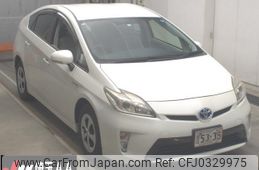 toyota prius 2013 -TOYOTA--Prius ZVW30-5700881---TOYOTA--Prius ZVW30-5700881-