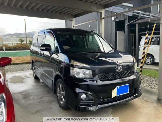 toyota voxy 2012 -TOYOTA--Voxy DBA-ZRR70W--ZRR70-0494823---TOYOTA--Voxy DBA-ZRR70W--ZRR70-0494823- image 2