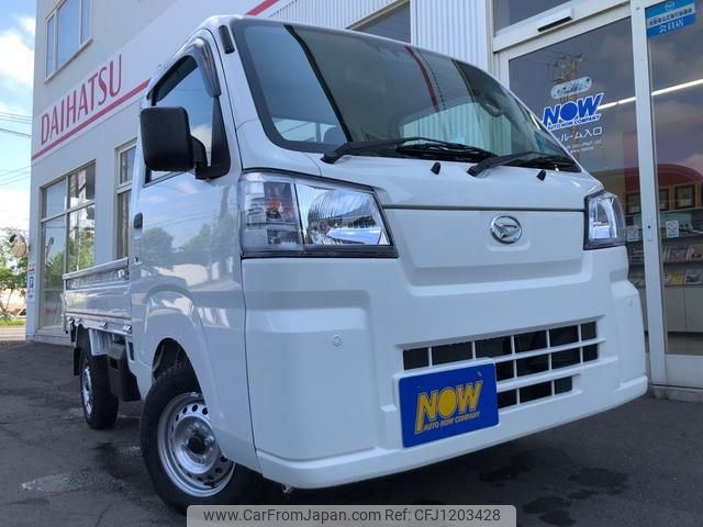daihatsu hijet-truck 2025 GOO_JP_700030018430250523001 image 1