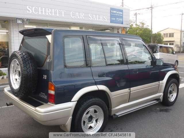 【初期傷・自引き】 トウコ SAR トウコ ノーマル×2 1995 Suzuki Escudo E-TD11W 4WD - Car Price $7,826