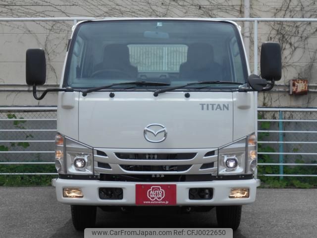 mazda titan 2022 GOO_NET_EXCHANGE_0707822A30230623W002 image 2