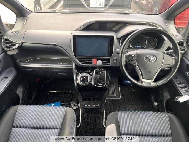 toyota voxy 2017 -TOYOTA--Voxy DBA-ZRR80W--ZRR80-0330644---TOYOTA--Voxy DBA-ZRR80W--ZRR80-0330644- image 2