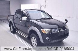 mitsubishi triton 2009 CFJ0185004