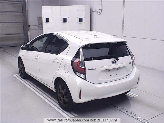 toyota aqua 2017 -TOYOTA--AQUA NHP10--6627804---TOYOTA--AQUA NHP10--6627804- image 2
