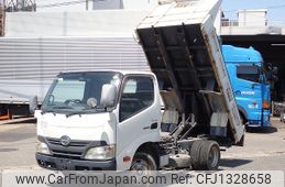 hino dutro 2012 25631411