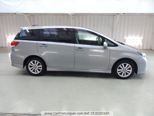 toyota wish 2009 ENHANCEAUTO_1_ea288839 image 2