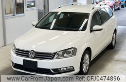 volkswagen passat-variant 2013 -VOLKSWAGEN--VW Passat Variant 3CCAX-EE057218---VOLKSWAGEN--VW Passat Variant 3CCAX-EE057218-