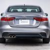 jaguar xe 2019 CFJ1817112 image 18