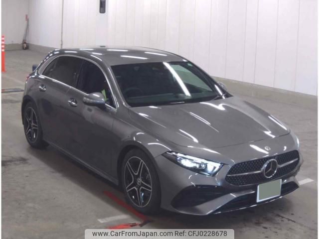 mercedes-benz a-class 2023 quick_quick_5BA-177084_W1K1770842V172042 image 1