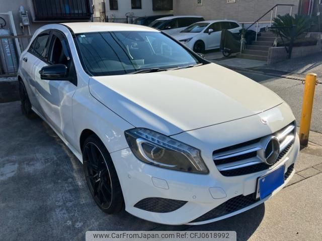 mercedes-benz a-class 2014 -MERCEDES-BENZ--Benz A Class DBA-176042--WDD1760422V016601---MERCEDES-BENZ--Benz A Class DBA-176042--WDD1760422V016601- image 1