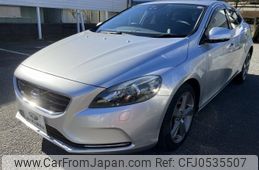 volvo v40 2014 quick_quick_DBA-MB4164T_YV1MV485BE2154930