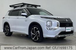 mitsubishi outlander-phev 2022 CFJ1698175