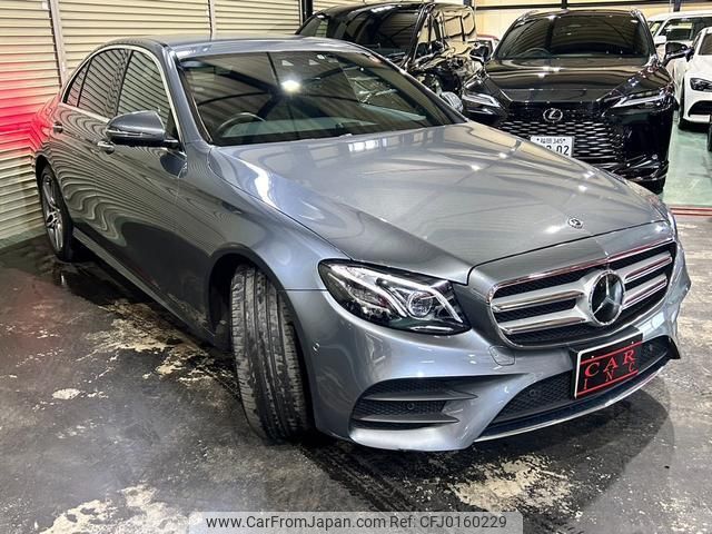 mercedes-benz e-class 2019 quick_quick_213004C_WDD2130042A625297 image 2