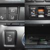 toyota esquire 2017 quick_quick_DAA-ZWR80G_ZWR80-0242291 image 13