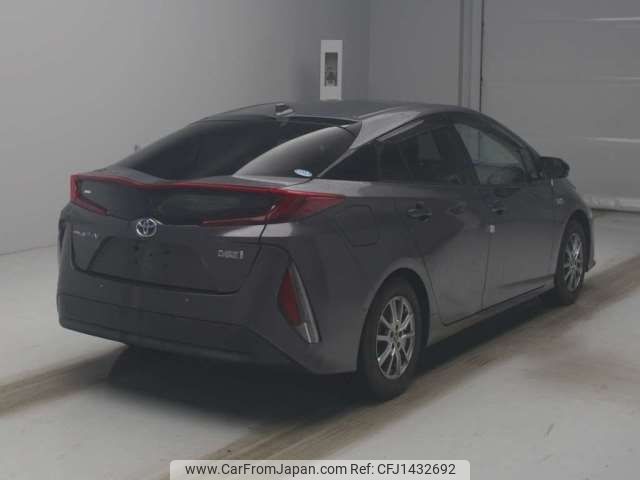 toyota prius-phv 2018 -TOYOTA--Prius PHV DLA-ZVW52--ZVW52-3069392---TOYOTA--Prius PHV DLA-ZVW52--ZVW52-3069392- image 2