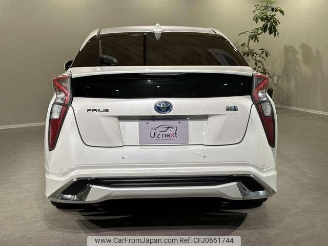 toyota prius 2017 quick_quick_DAA-ZVW50_ZVW50-6107140 image 2