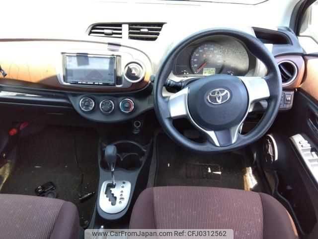 toyota vitz 2011 TE1853 image 2