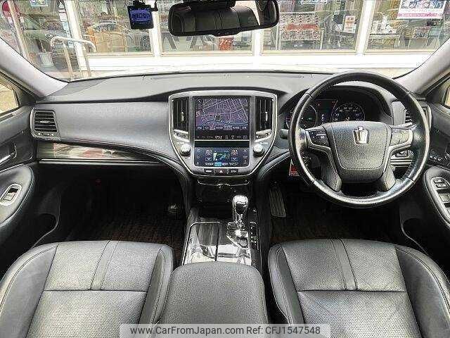 toyota crown 2013 CFJ1547548 image 1