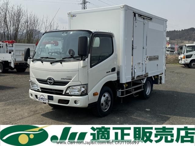 hino dutro 2019 GOO_NET_EXCHANGE_0902389A30250430W001 image 1
