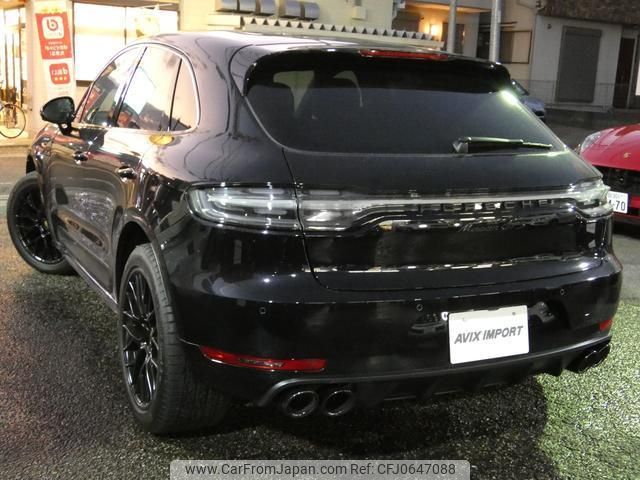 porsche macan 2020 quick_quick_J1L29_WP1ZZZ95ZLLB60412 image 2