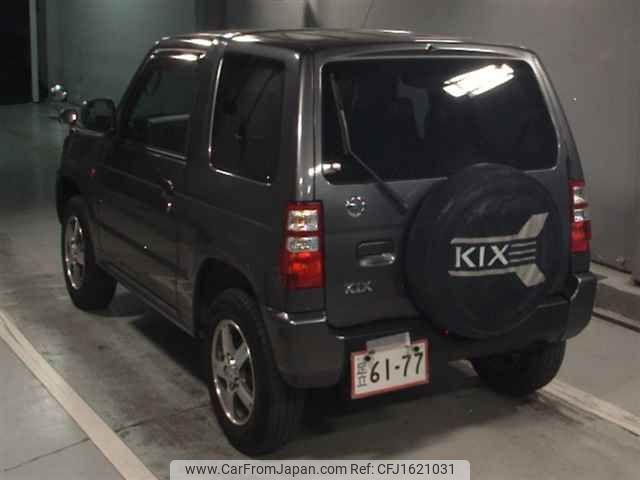 nissan kix 2009 CFJ1621031 image 2