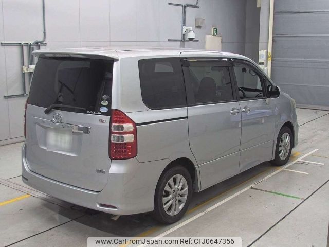 toyota noah 2011 -TOYOTA 【豊田 300つ5251】--Noah ZRR70W-0415312---TOYOTA 【豊田 300つ5251】--Noah ZRR70W-0415312- image 2