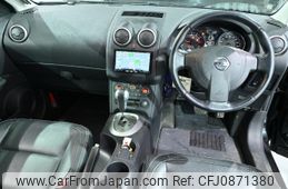 nissan dualis 2012 NIKYO_TM40413