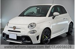 abarth 595 2022 quick_quick_ABA-31214T_ZFABF11H9NJG11352