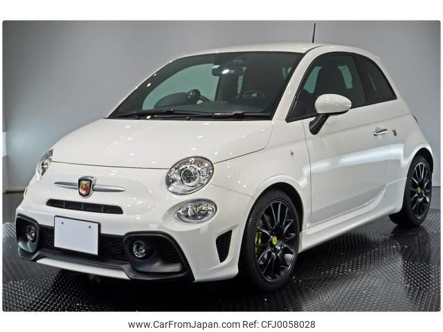 abarth 595 2022 quick_quick_ABA-31214T_ZFABF11H9NJG11352 image 1