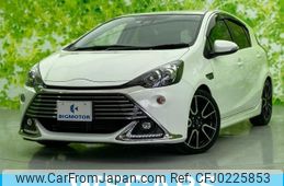 toyota aqua 2015 quick_quick_DAA-NHP10_NHP10-2496403