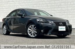 lexus is 2013 CFJ9591961