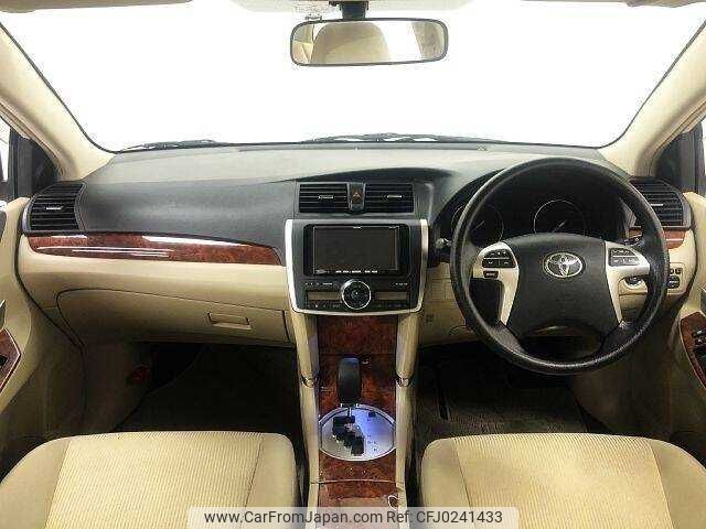 toyota premio 2013 504928-924483 image 1